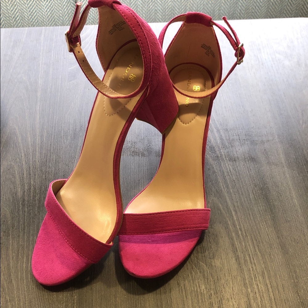 Bandolino Fuchsia Open-Toe Ankle Strap Heels